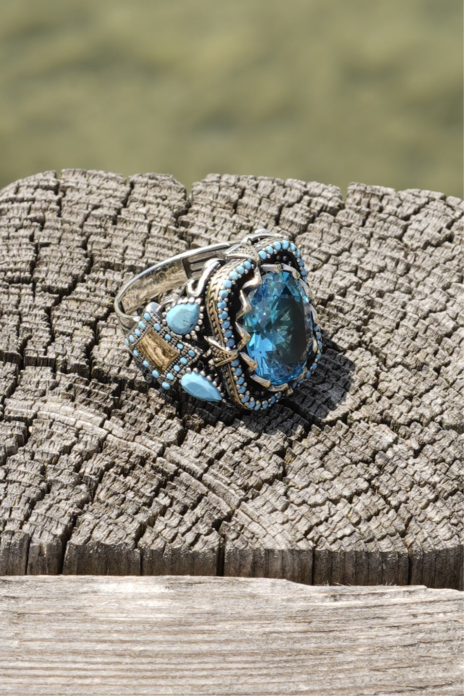 Exklusiver Herrenring aus 925er Silber mit blauem Schmuckstein